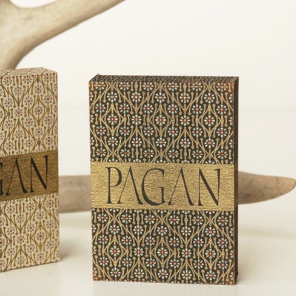 Limited Edition Uusi Pagan Deck in Black - Picture 15 of 15